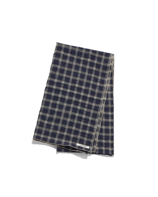 PATTERN SCARF / NAVY & BEIGE CHECK
