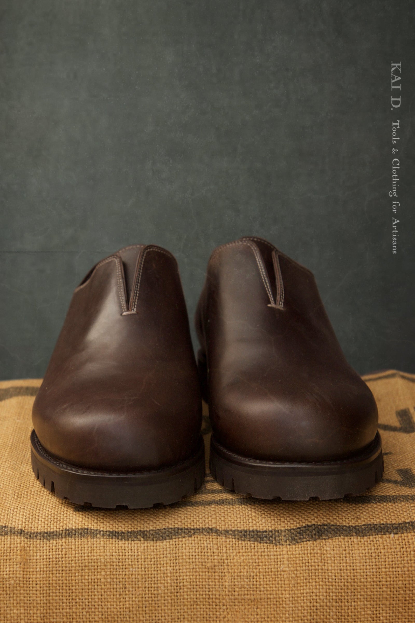 Artist Shoes - Chestnut - 41, 42, 43, 44, 45 (NO RETURN)