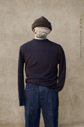 Pebble Stitch Crew Neck Sweater 3 6