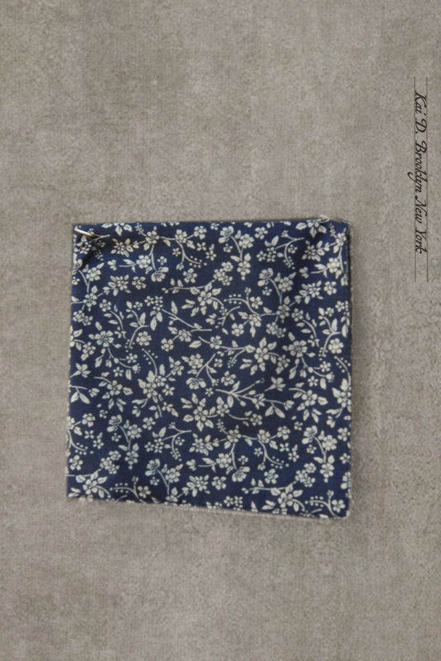 Reversible Petit Floral Pocket Square - Small Blue Floral