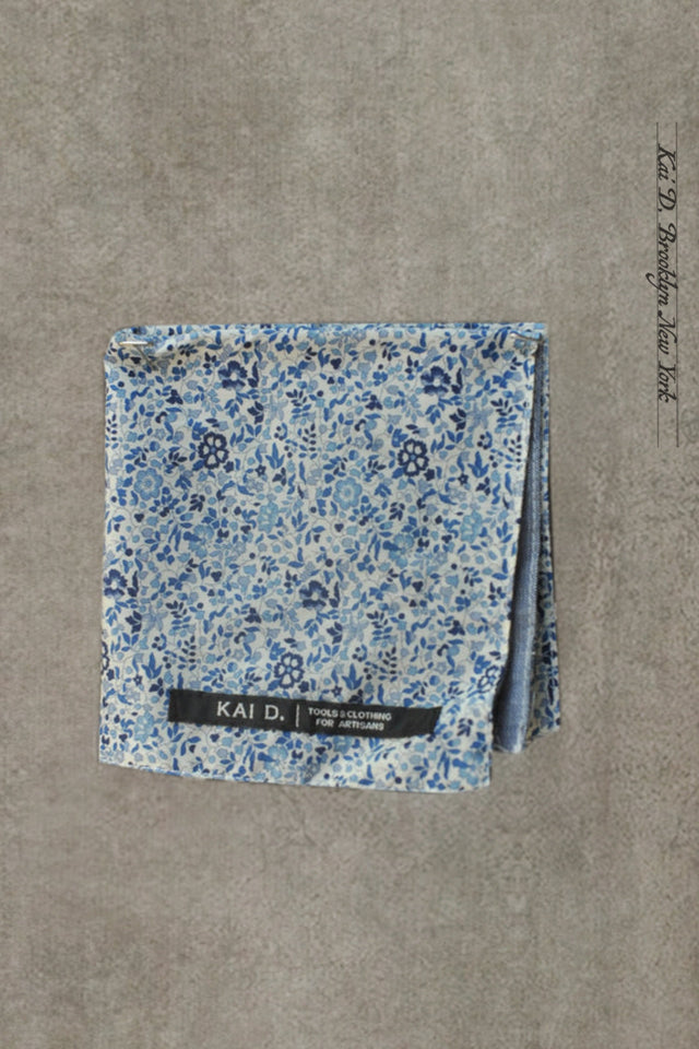 Reversible Petit Floral Pocket Square - Liberty Blue