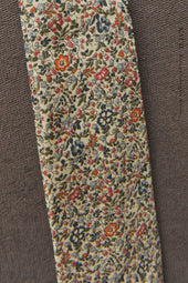 Tiny Retro Floral Tie