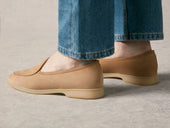 Stride Loafers In Glove Suede With Natural Sole