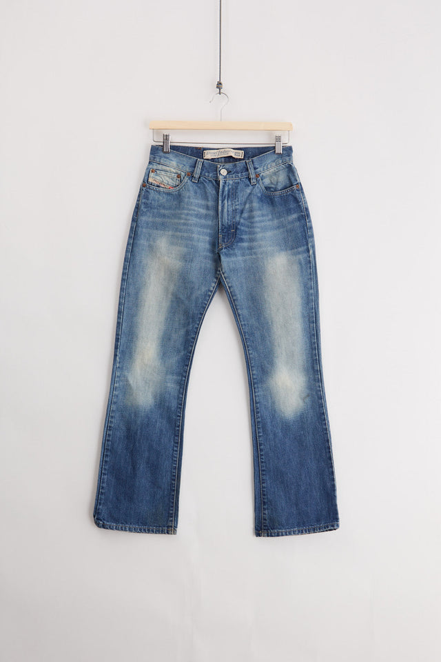 Diesel Fanker Bootcut Jeans (W27)