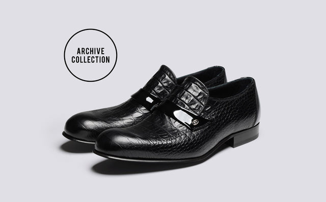 SHOE 13