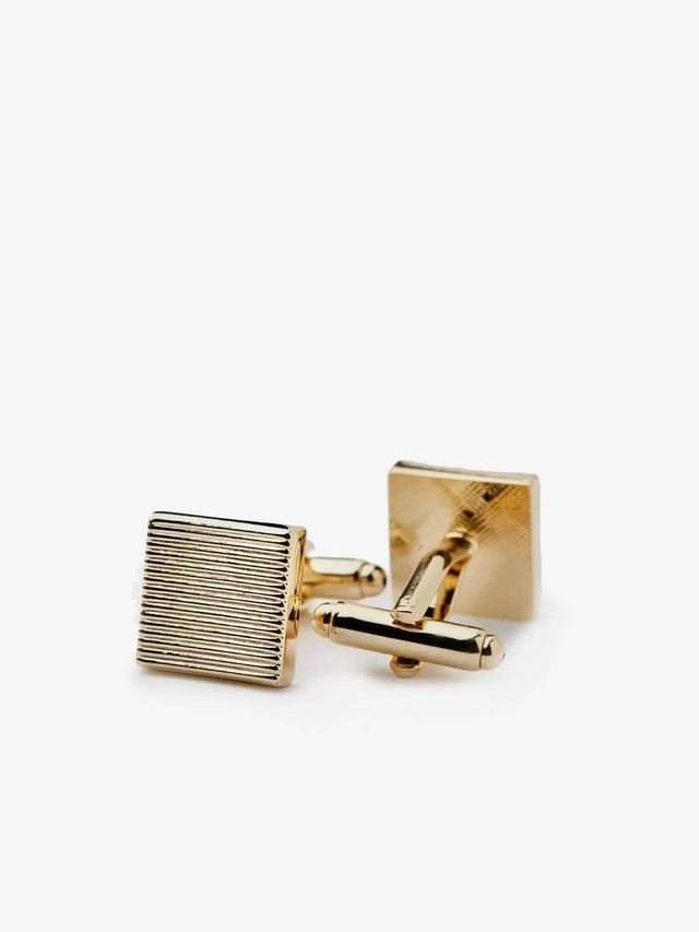 Gold Cufflinks Structure
