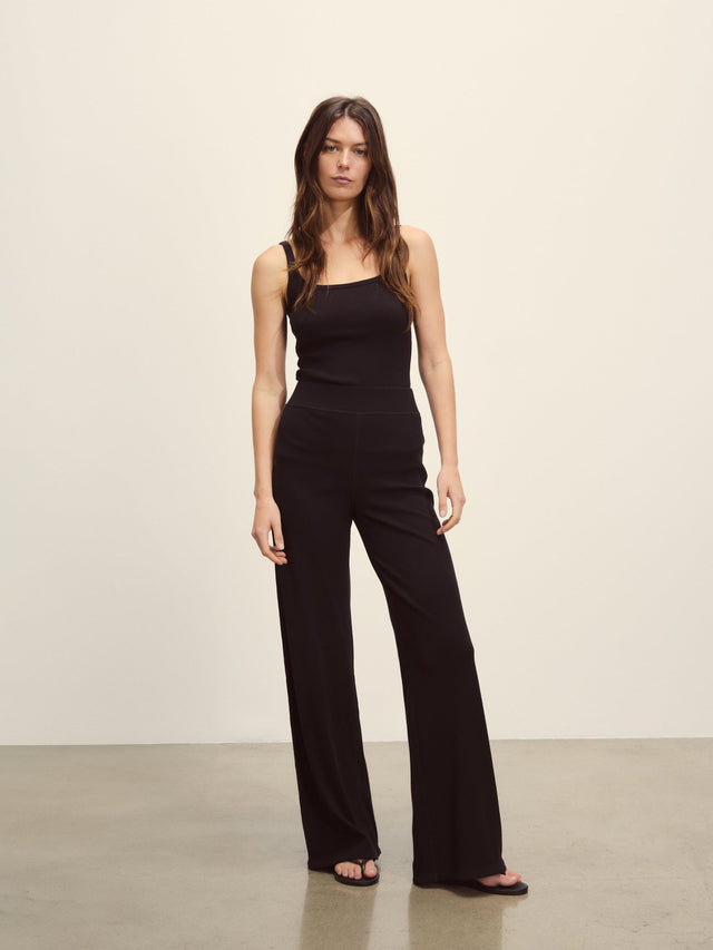 Black Surplus Rib Weekender Pant