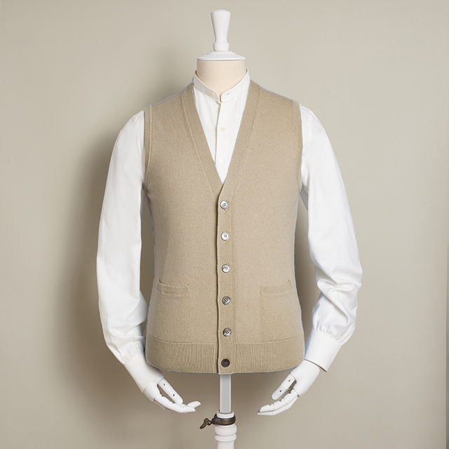 12-Gauge Cashmere Blend Waistcoat With Pockets In Natural