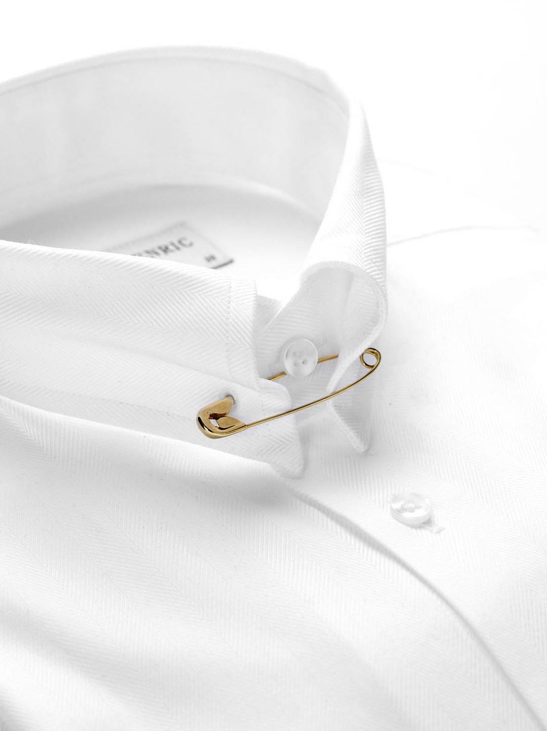 Collar Pin Safety