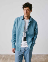 Blue linen Auguste shirt