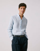 Chemise Carl en lin bleu clair