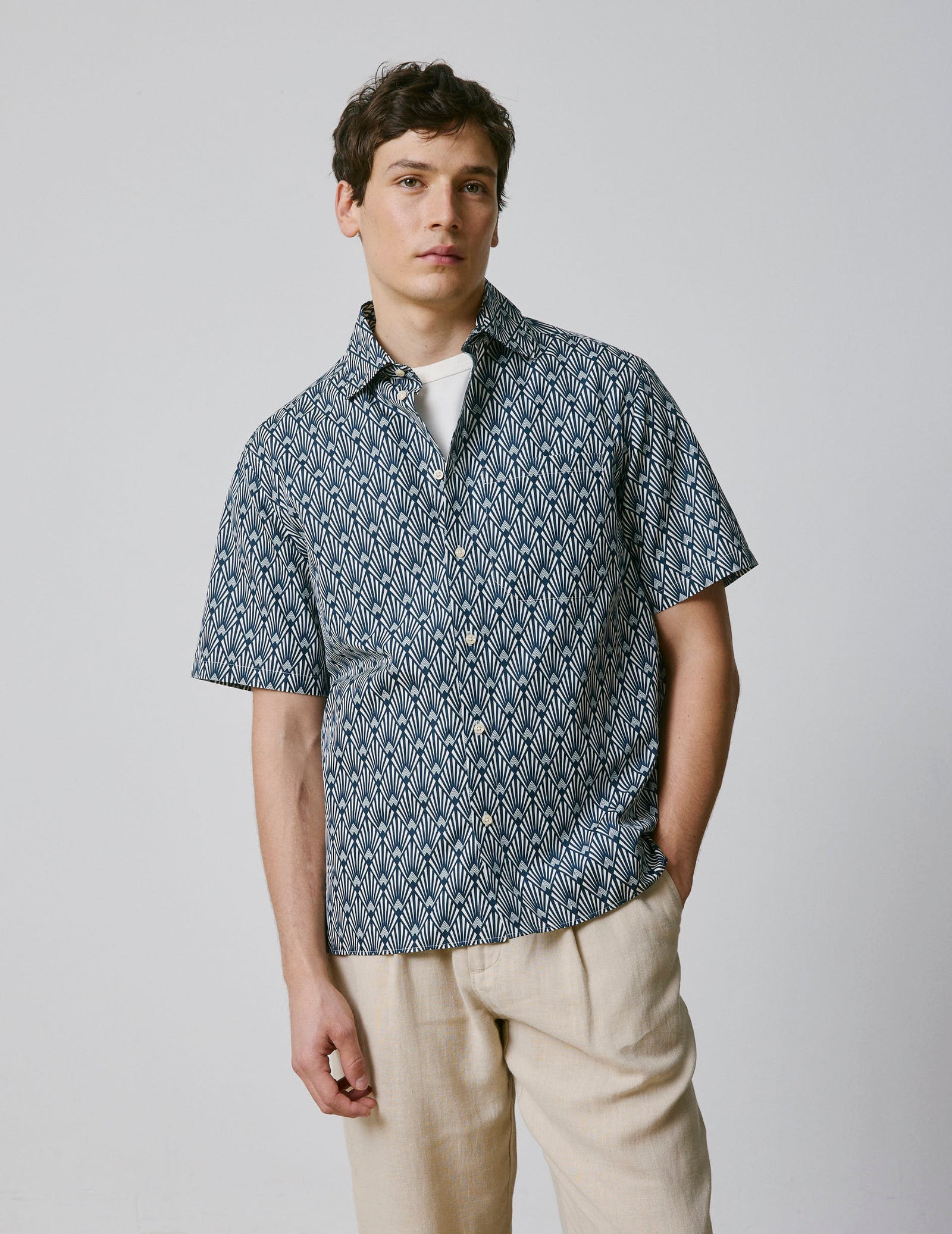 Short-sleeved printed blue Nolhann shirt