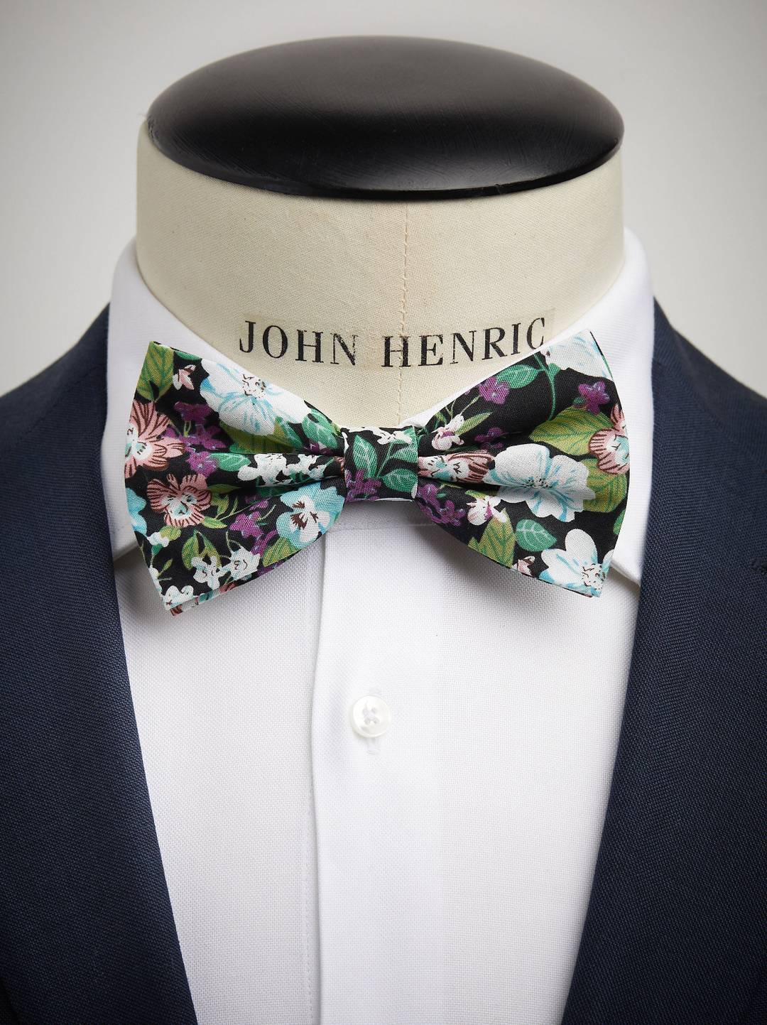 Bow Tie Cotton Floral