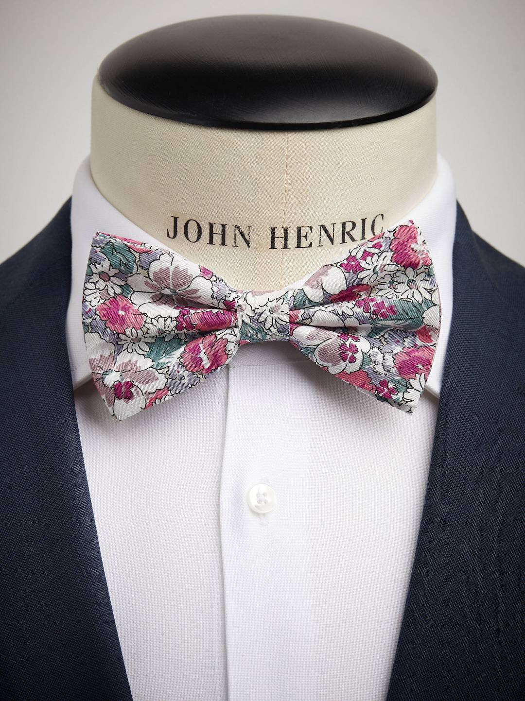 Bow Tie Cotton Floral