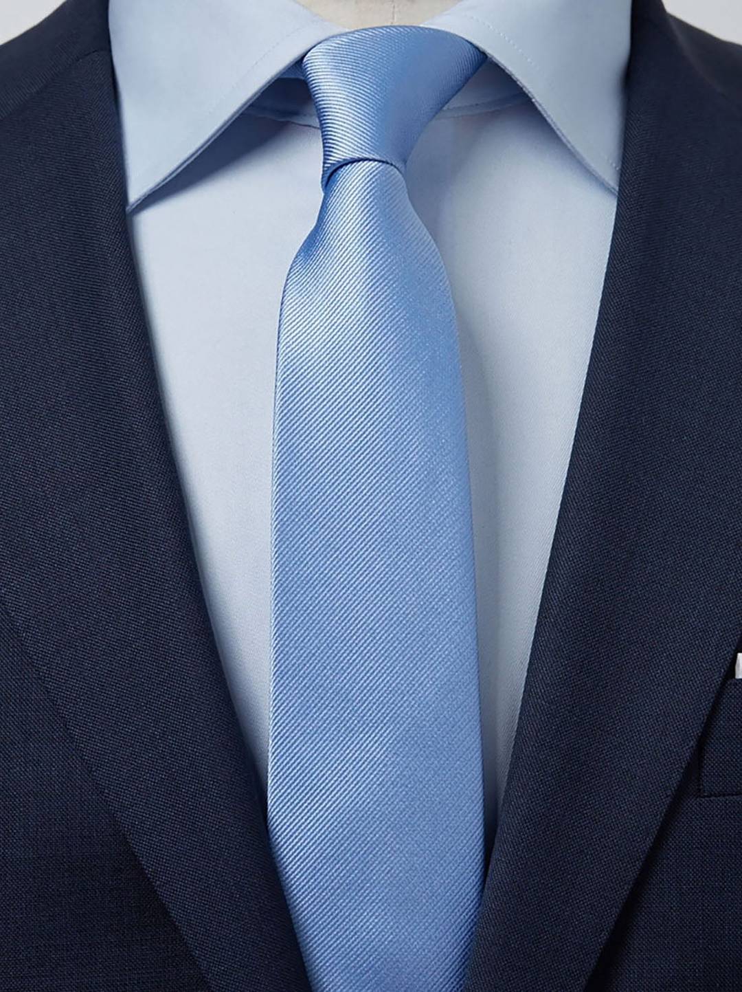 Tie Plain