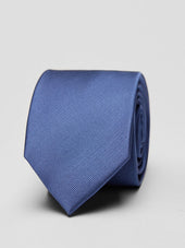 Tie Plain
