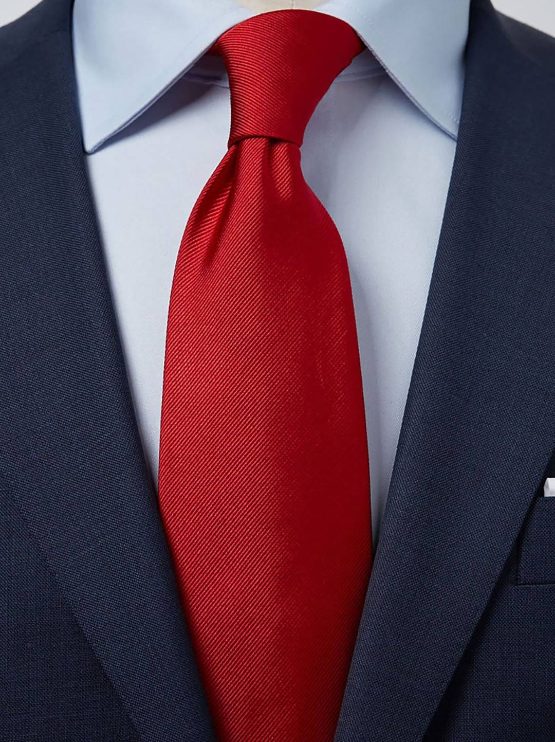 Tie Plain