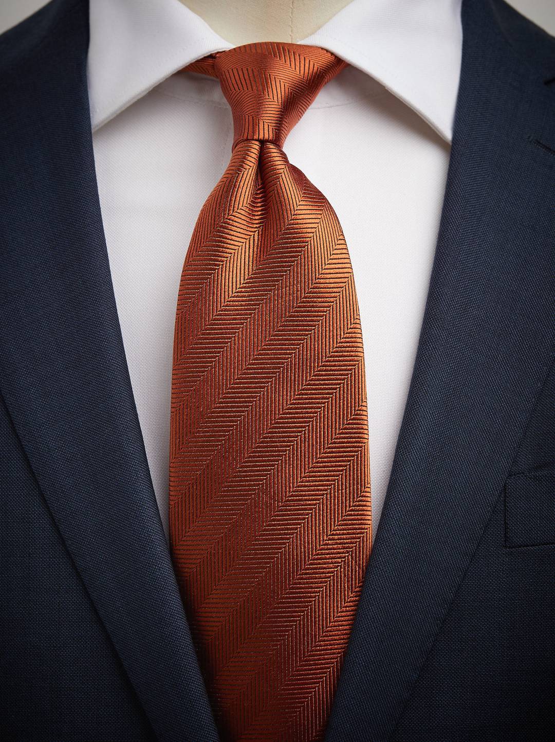 Tie Herringbone