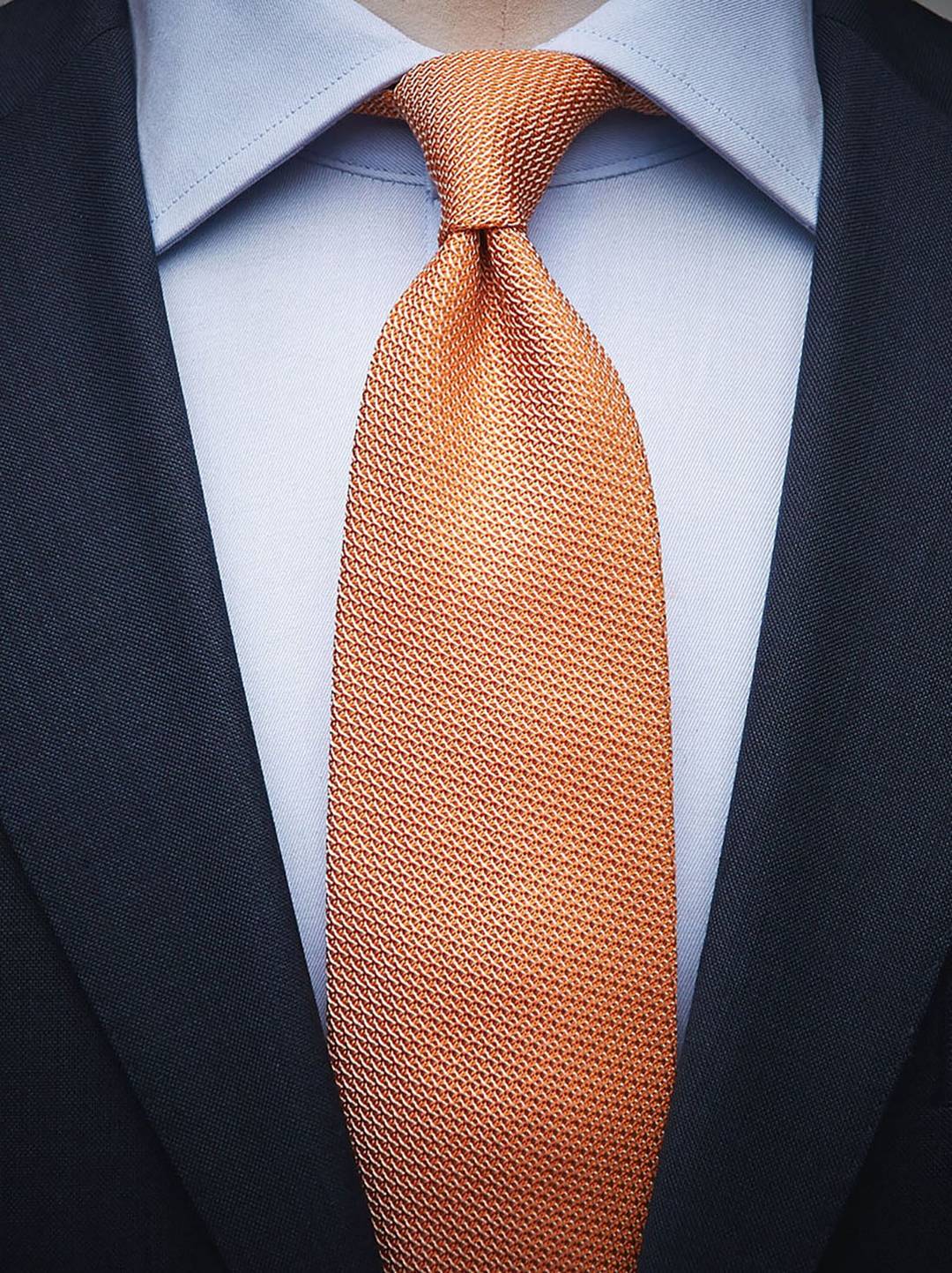 Grenadine Tie