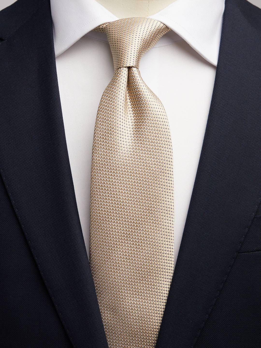 Tie Structure