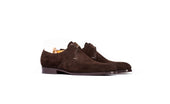 Two eyelets Derby with plain tip in dark brown Hunting suede