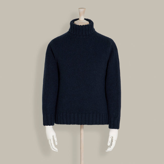 1Ply Cashmere Roll Neck Sweater in Navy