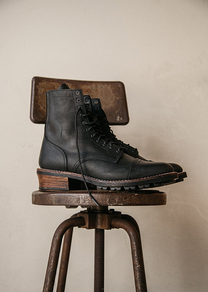 Logger | Black Matte - 11