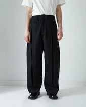 AW26 Box Pleat Trouser (Unisex) - Black