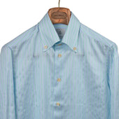 Buttoned collar shirt in blue and green cotton and linen