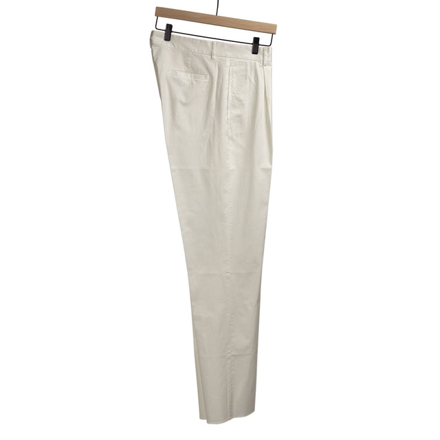 Aantioco single pleat trousers in Panna off-white cotton twill