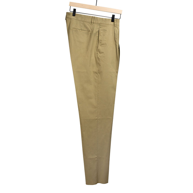 Aantioco single pleat trousers in beige cotton twill