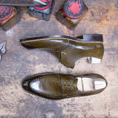 Three Eyelet Derby With Brogued Apron In Antique Green Crust Calf Leather