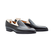 Simple loafer with hand stitched apron