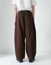 Aw26 Box Pleat Trouser Coffee Brown