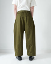 Aw26 Box Pleat Trouser Green