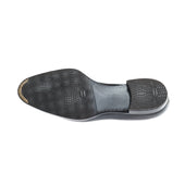 Puristic Plain Loafer With Tassels