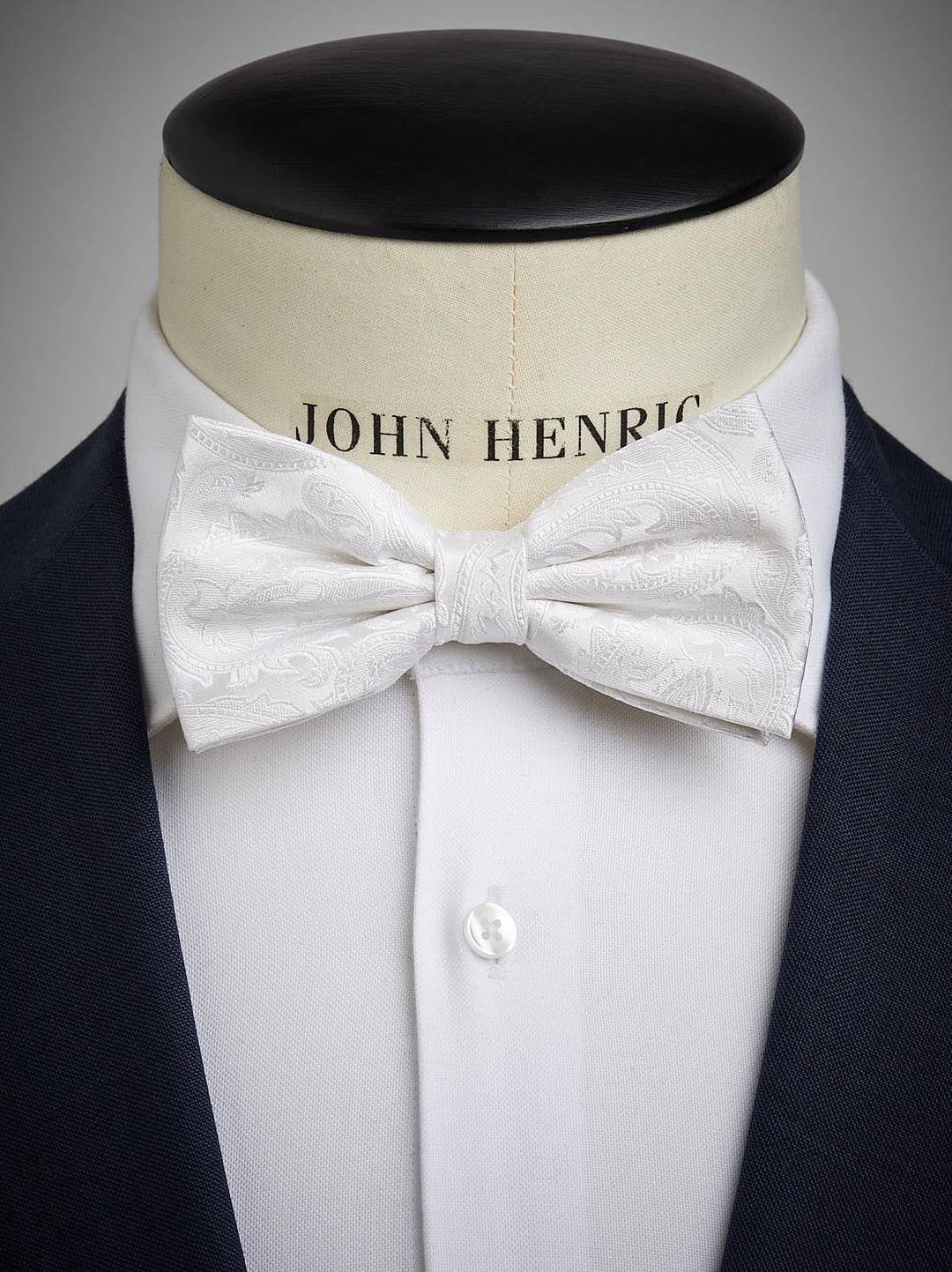 Bow Tie