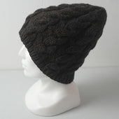 21a Cabled Hat 100 Rennies Shetland