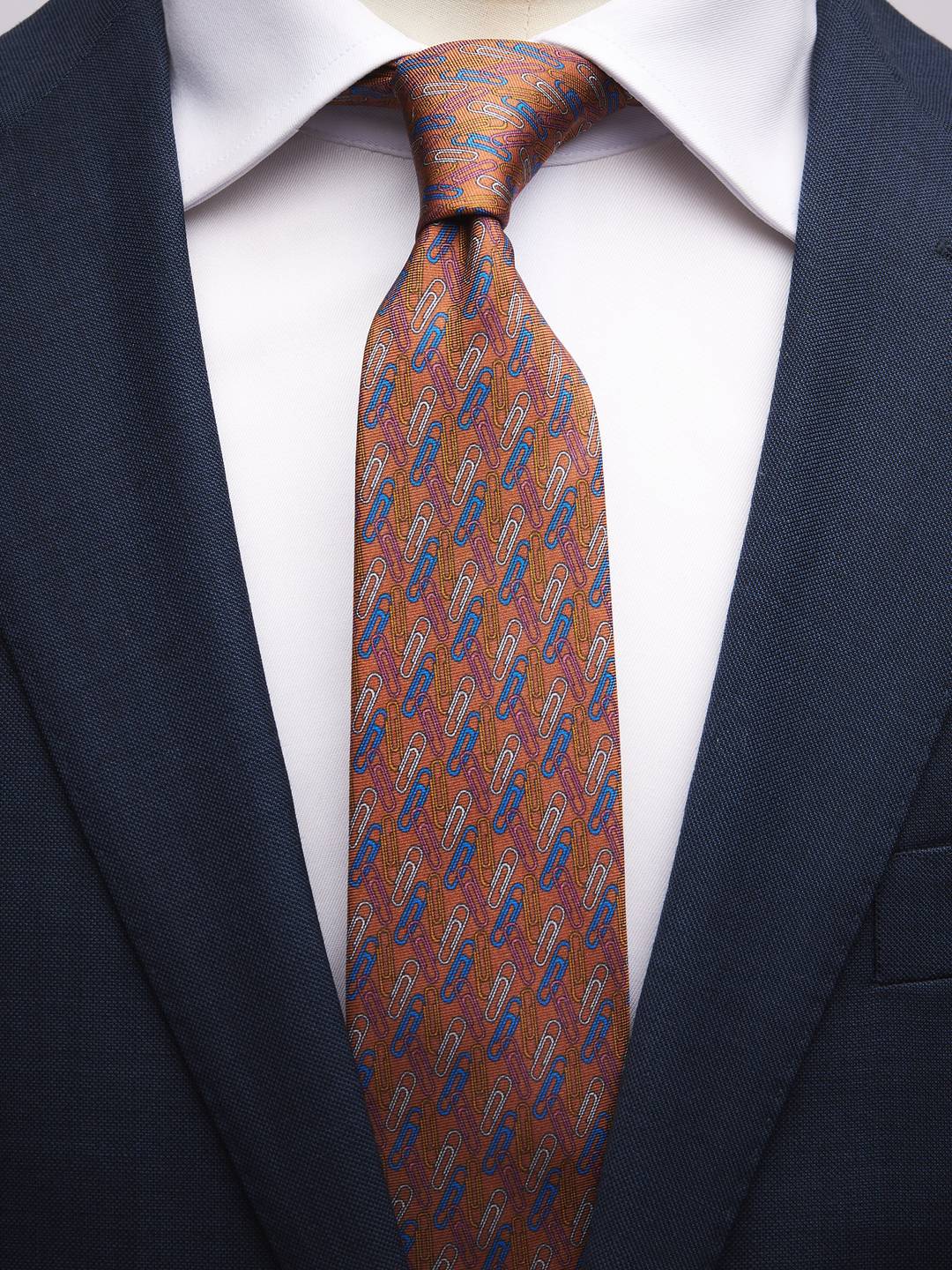 Tie Motif