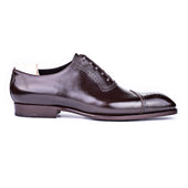 Des Voeux Oxford With Diamond Toe Cap And Medallion