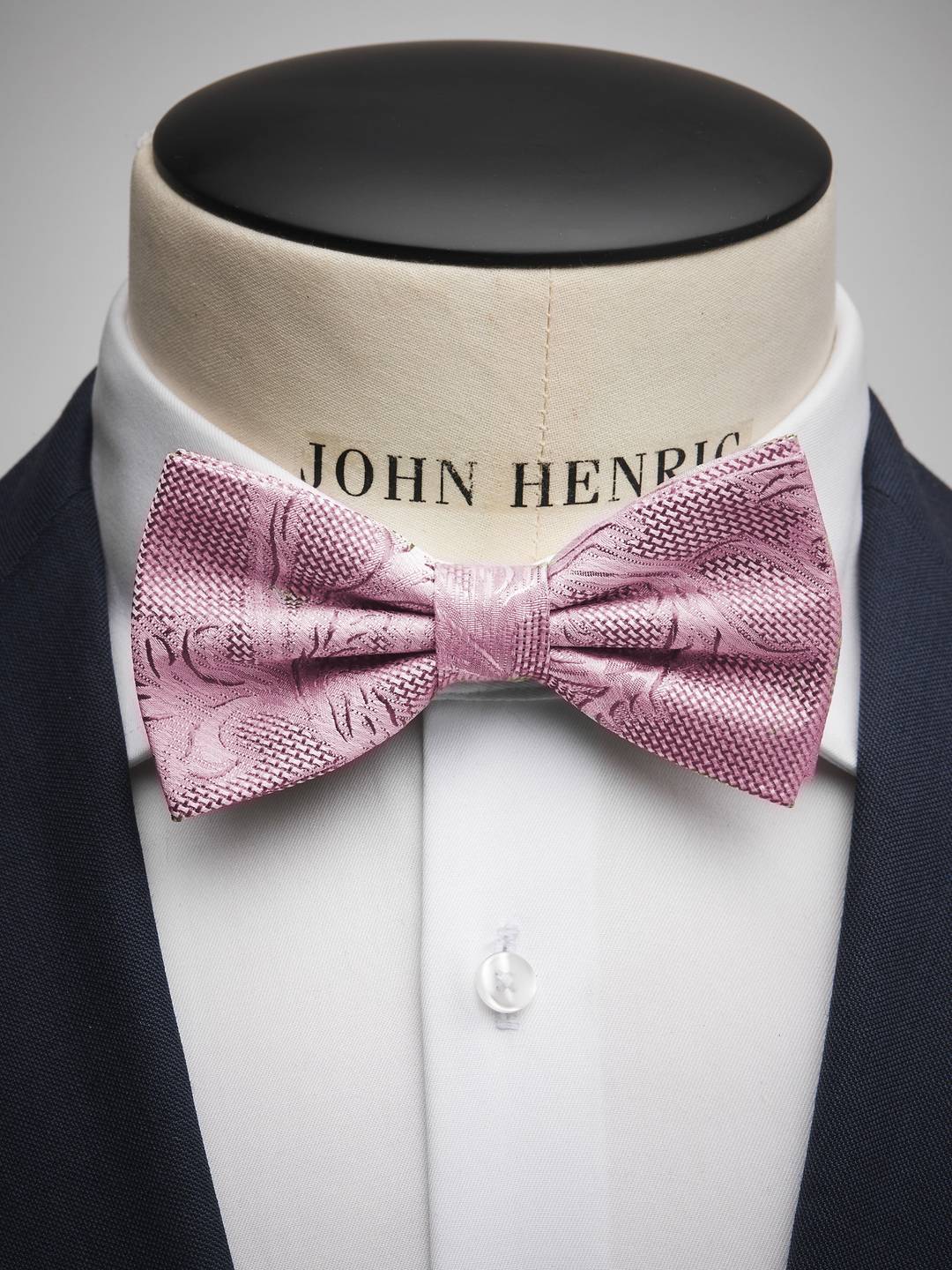 Bow Tie