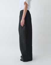 Aw26 Box Pleat Trouser Denim Raw Black