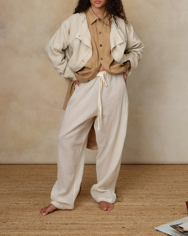 Light Pants, Light Sand