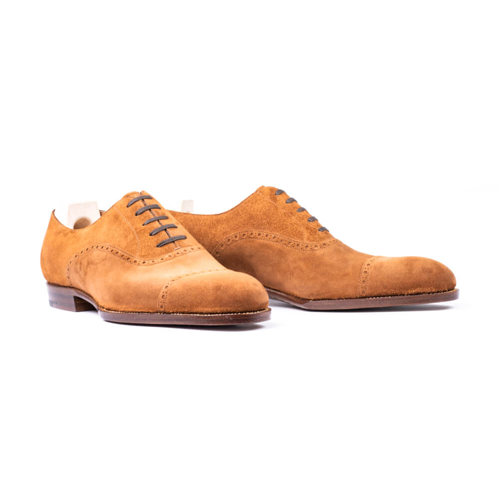 Straight Toe Cap Oxford With Counter Brogueing In Light Brown Janus Suede
