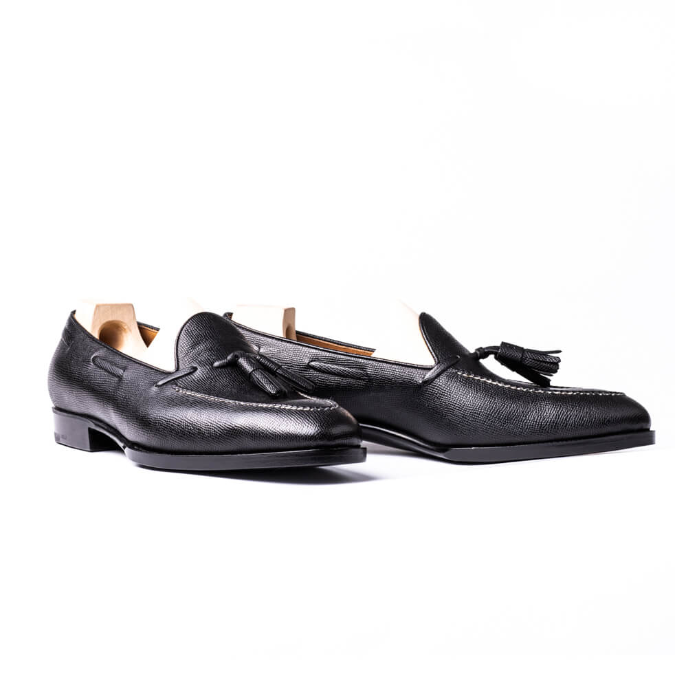 Tassel Loafer With Hand Stitched Apron No Split Toe