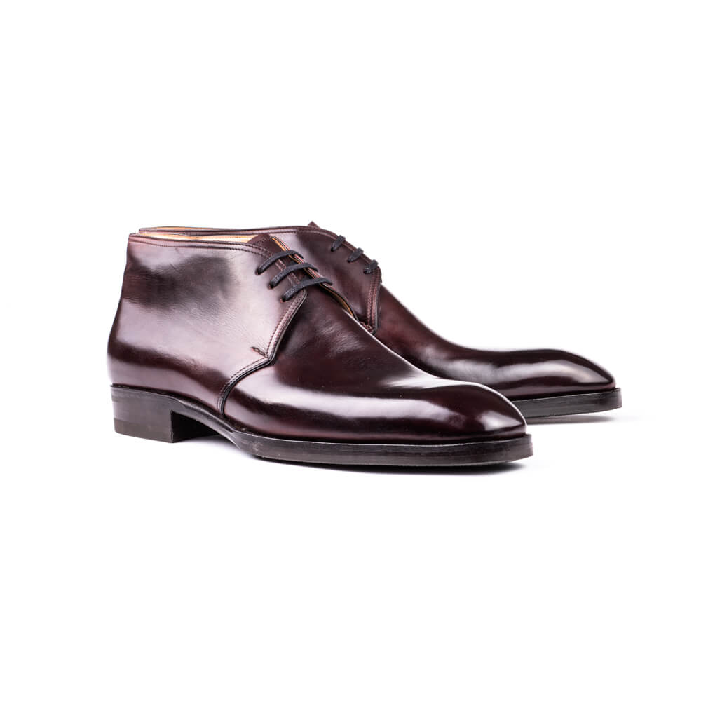 Chukka Boots With Straight Topline In Midnight Burgundy Crust Calf