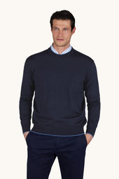 Crew‑neck sweater in wool and silk with double bicolor collar