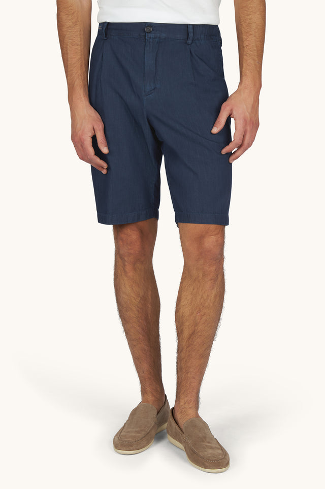 Bermuda shorts in lightweight Giza cotton denim