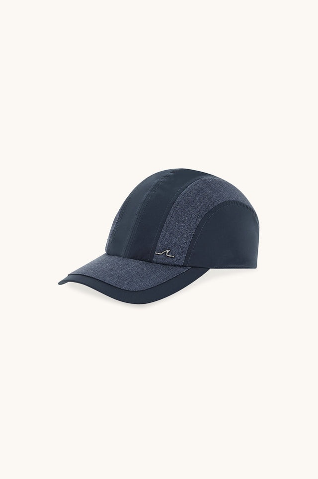 Baseball cap in jersey and denim