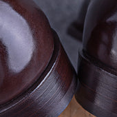 Elegant Swan Neck Derby With Five Eyelets